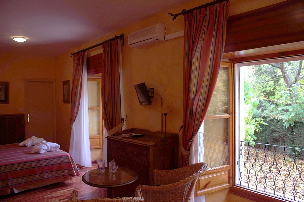 Habitación con Salón o Terraza - Balneario Alhama de Granada