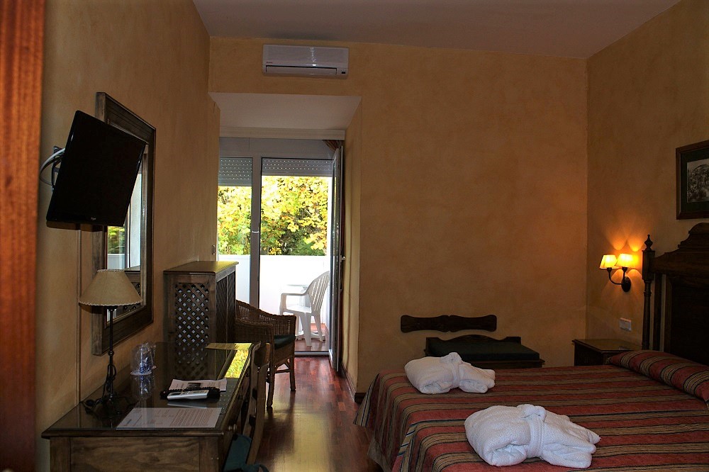 Habitación con Salón o Terraza - Balneario Alhama de Granada